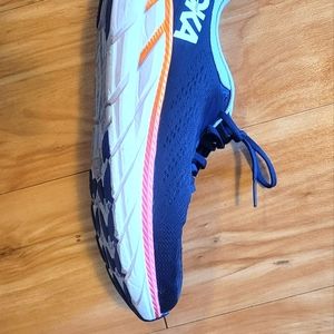 Hoka Clifton 7